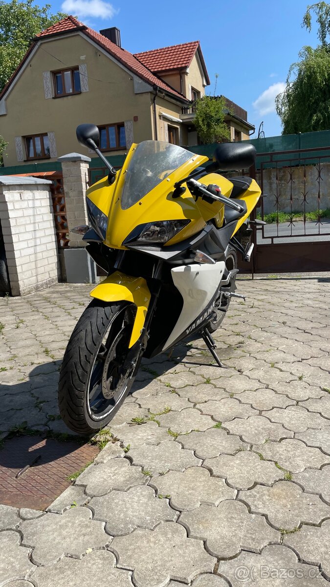 Yamaha yzf r125