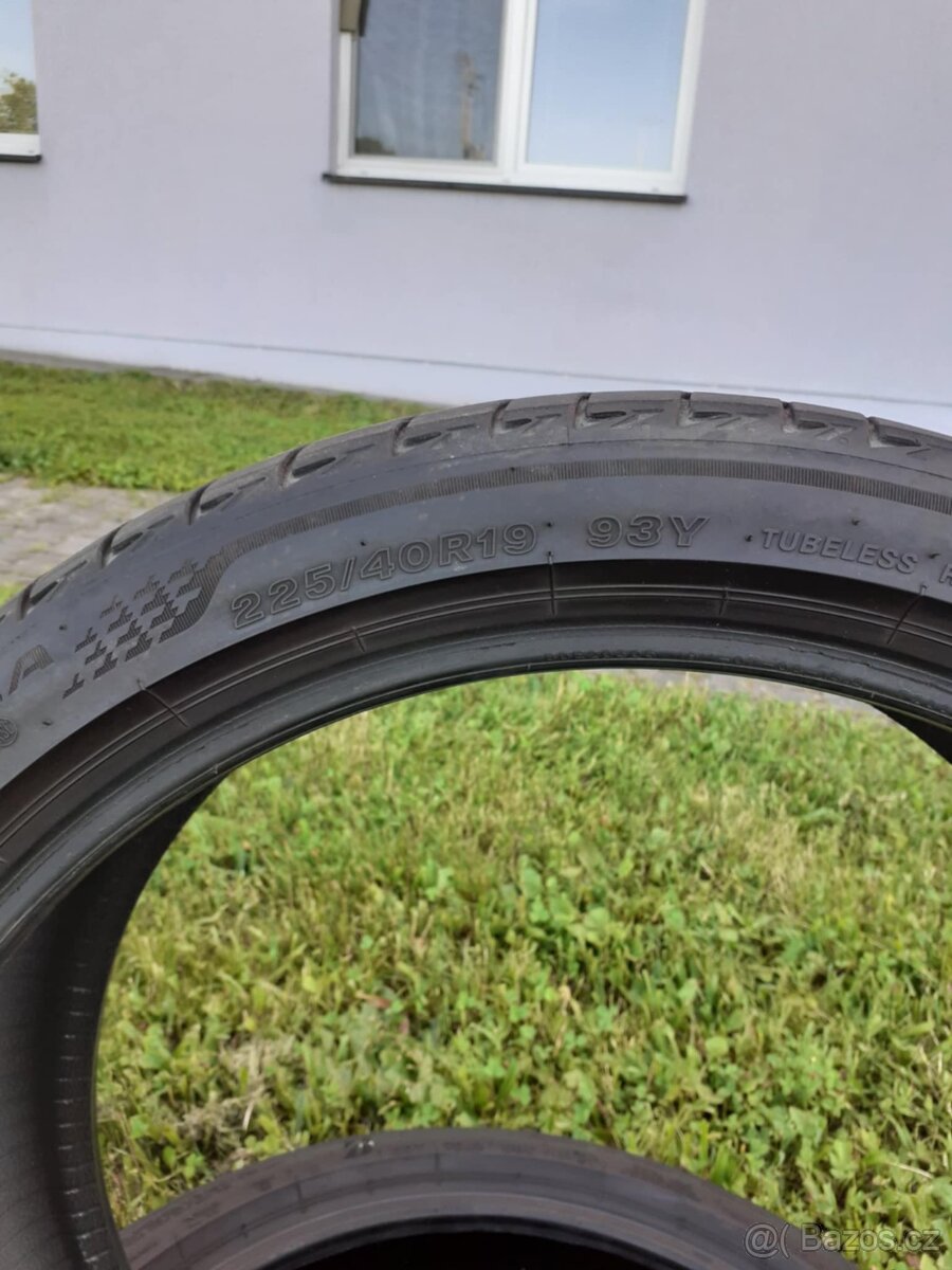 Pneumatiky 19 Bridgestone