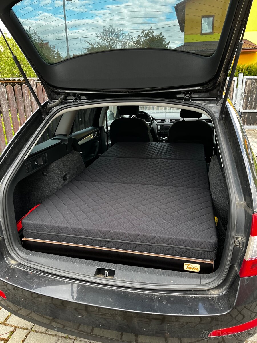 Spací vestavba Škoda Octavia 2/3