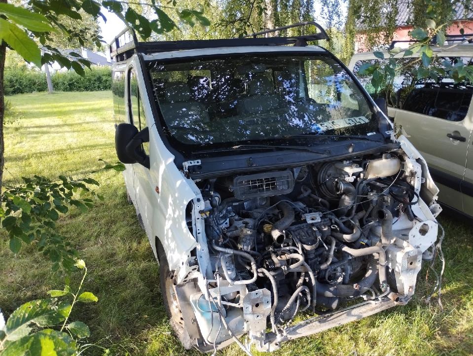 Opel VIVARO 2.5 DTI
