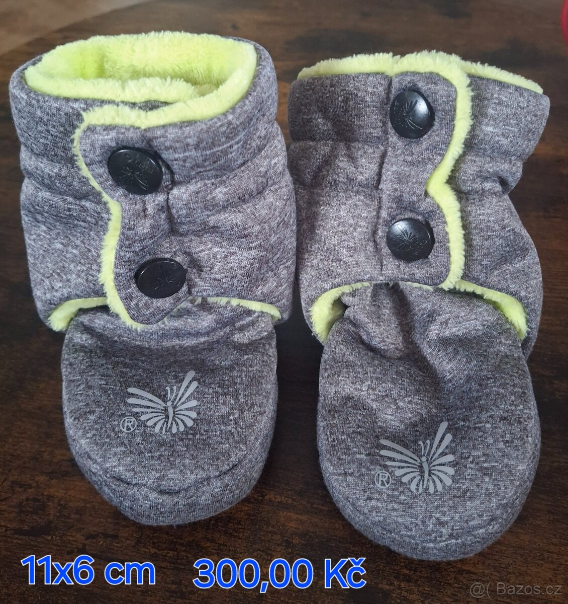 Softshellove capáčky Wintry, vel.1, nošené jen v kočárku. Vy
