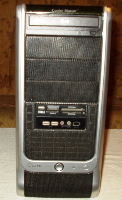 PC ve velké bedně