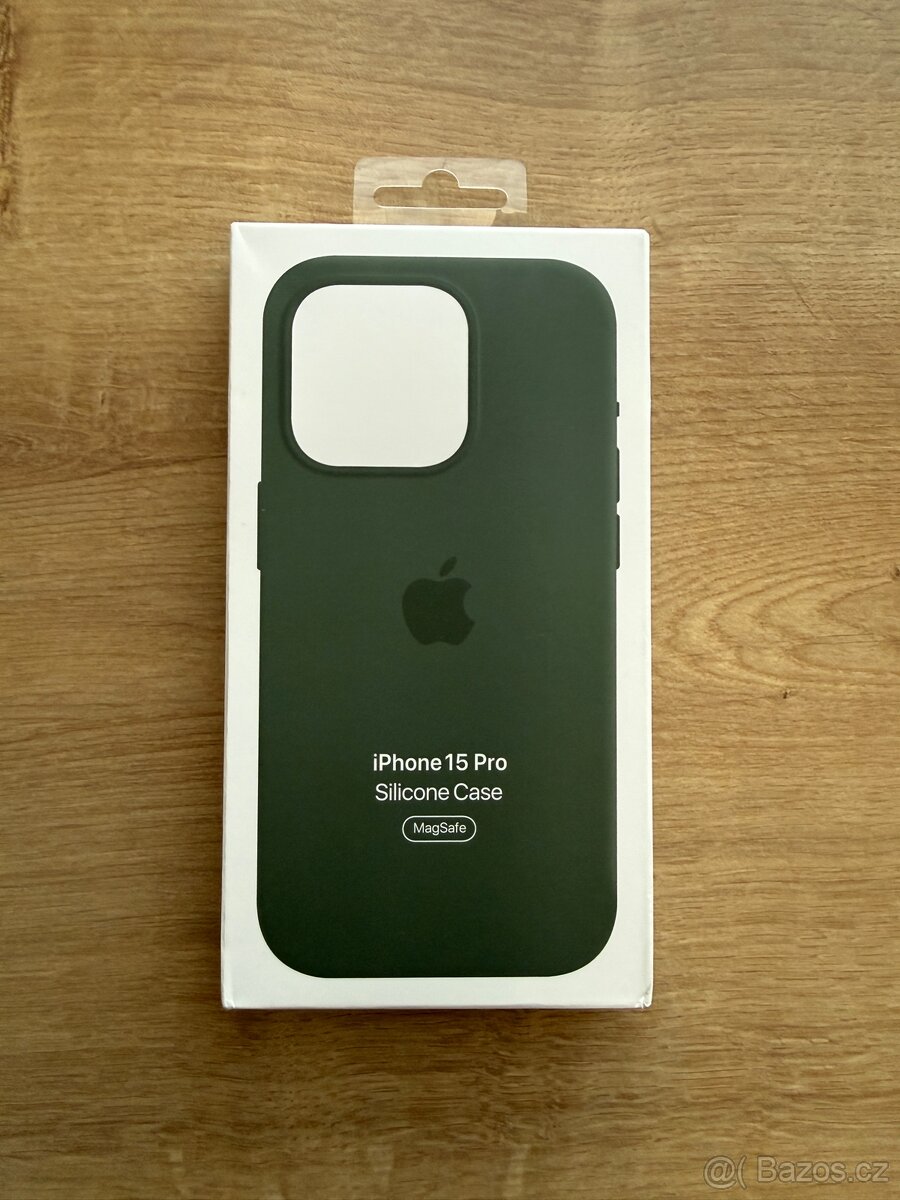 Silikonový kryt na iPhone 15 Pro s MagSafe