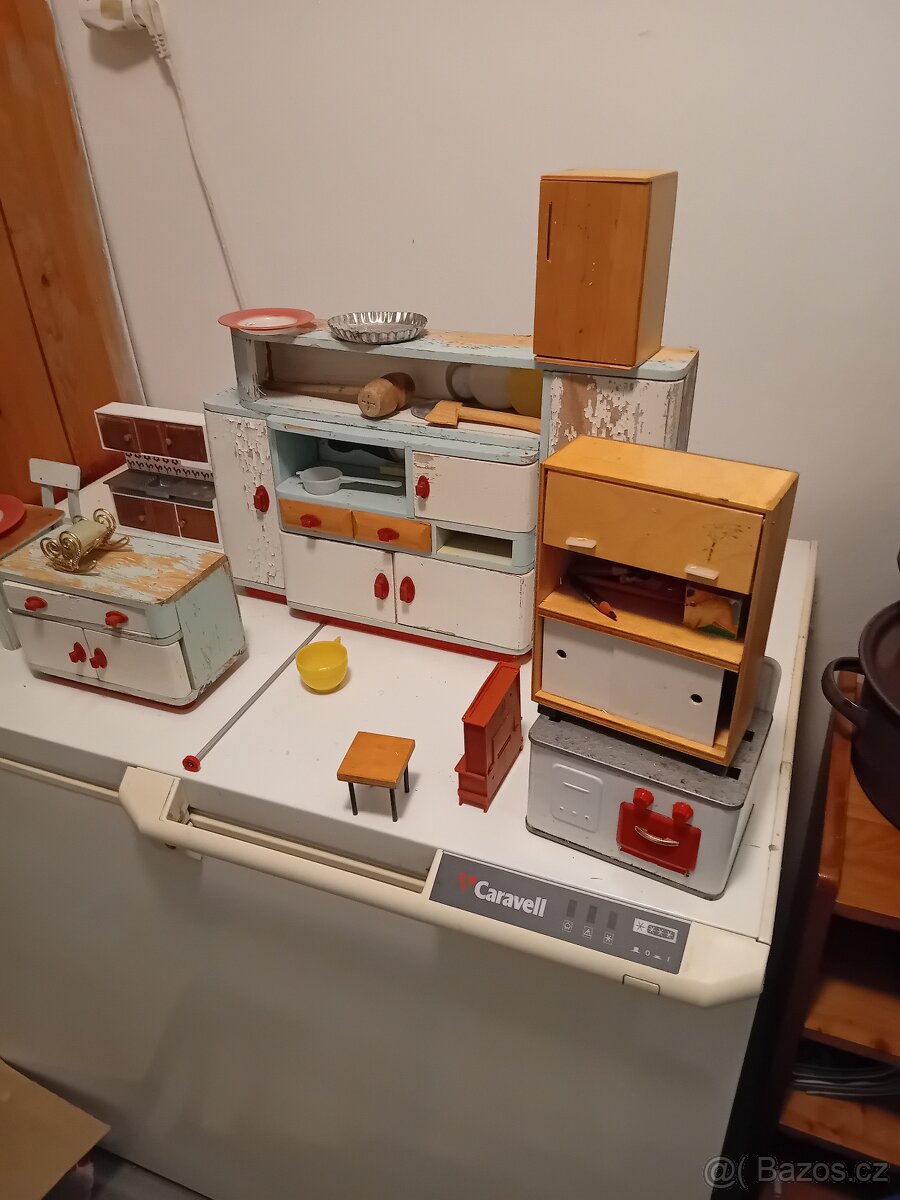 Retro dřevěná kuchyňka