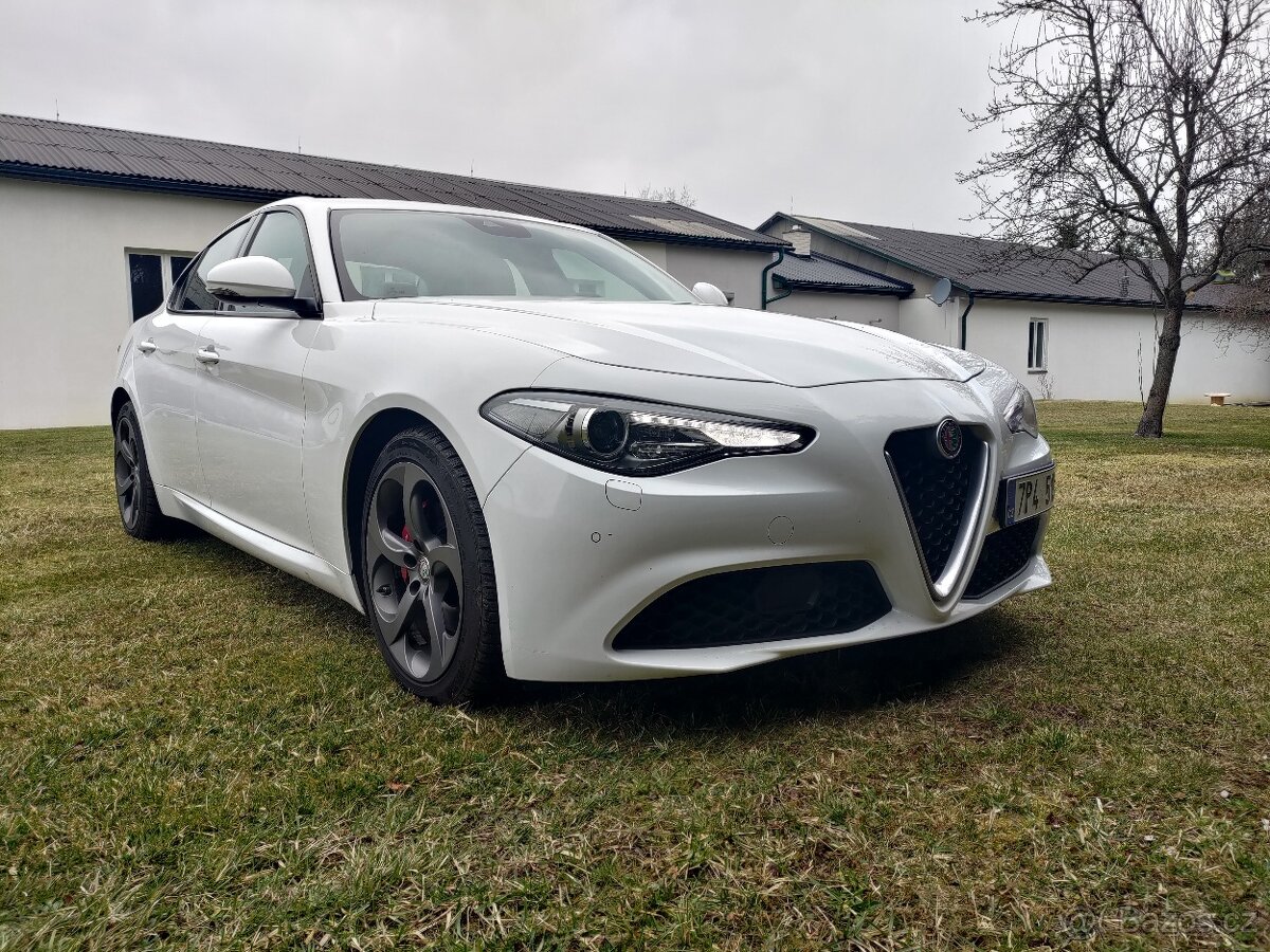 Giulia 2.0TB 147kw paket Veloce odpočet DPH