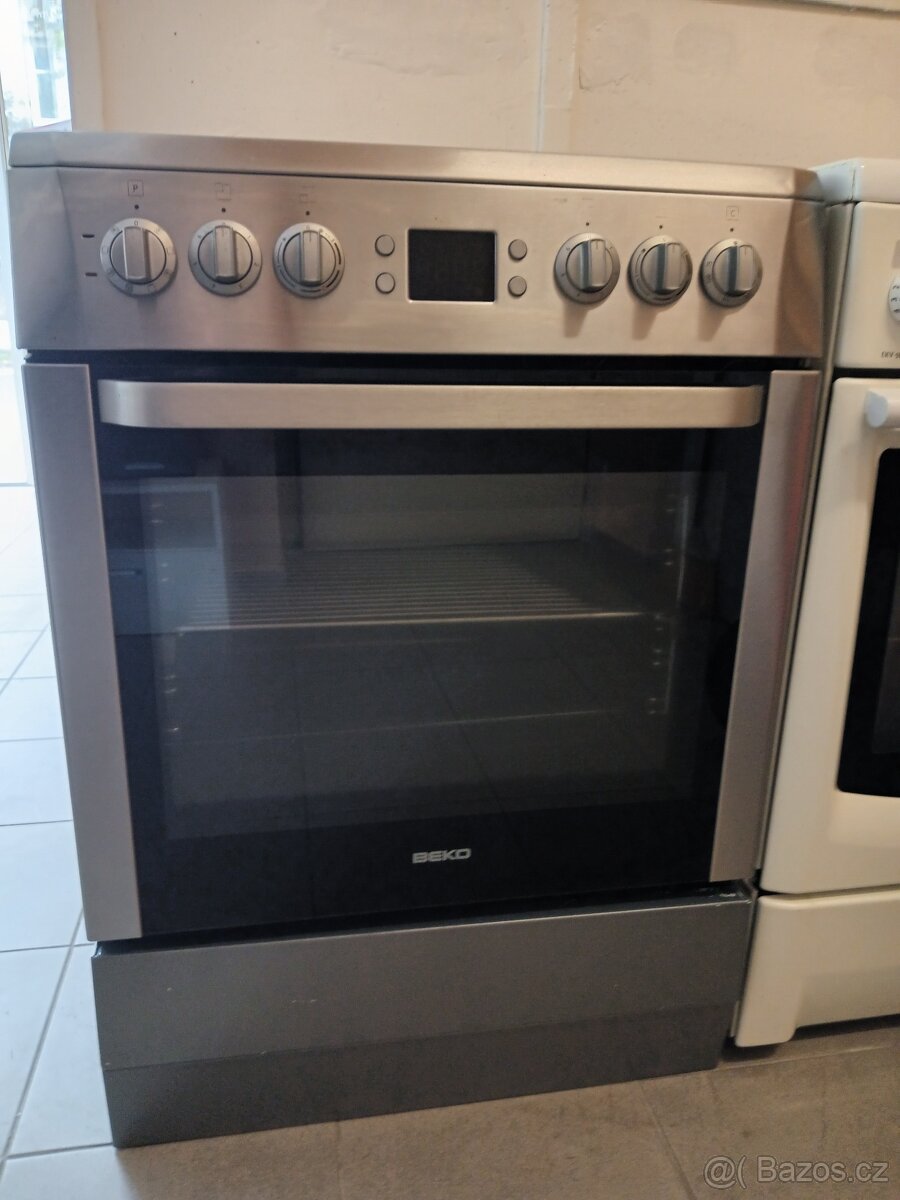 Prodám Nerez elektrický sporák Beko