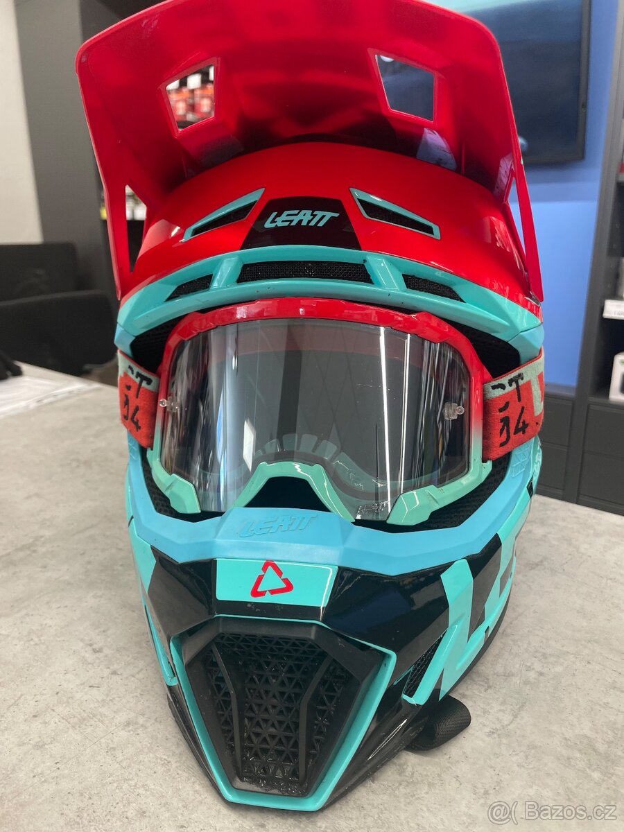 Leatt 7.5 helma