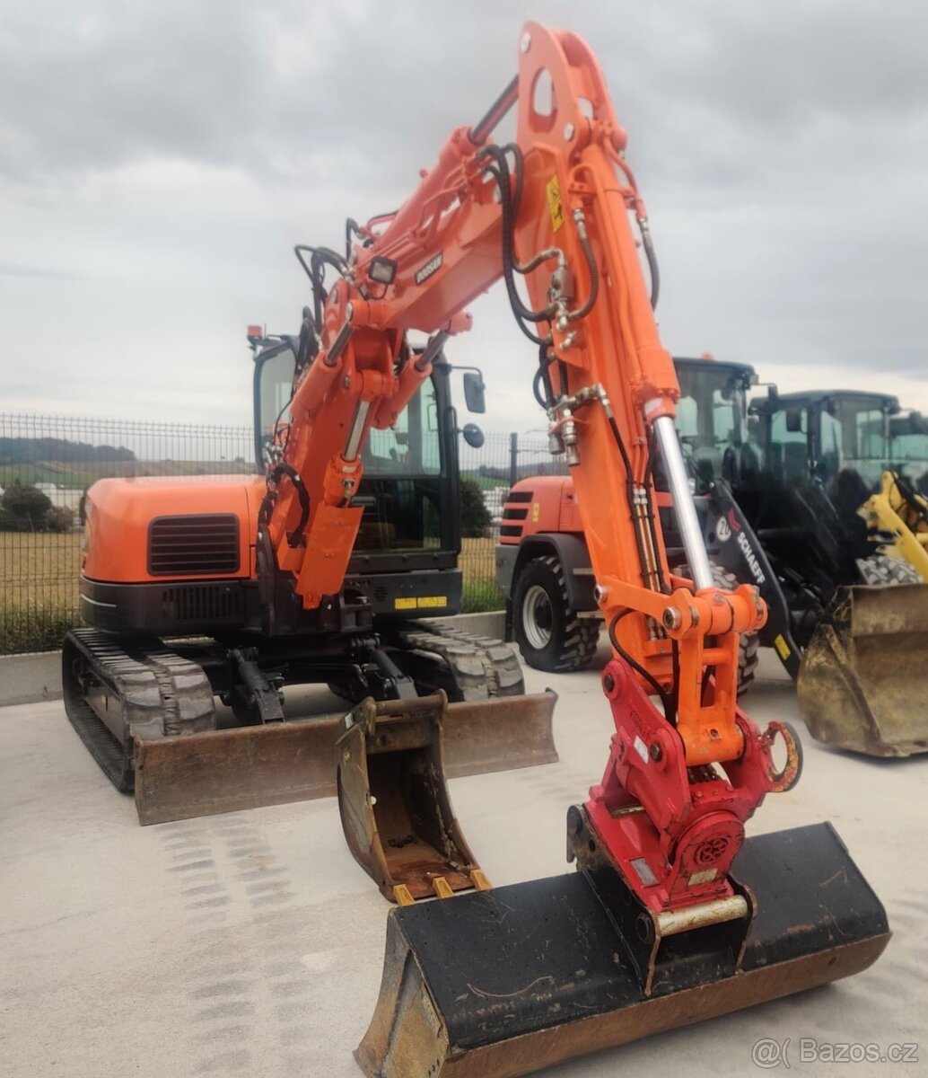 Pásový minibagr DOOSAN DX85R-3