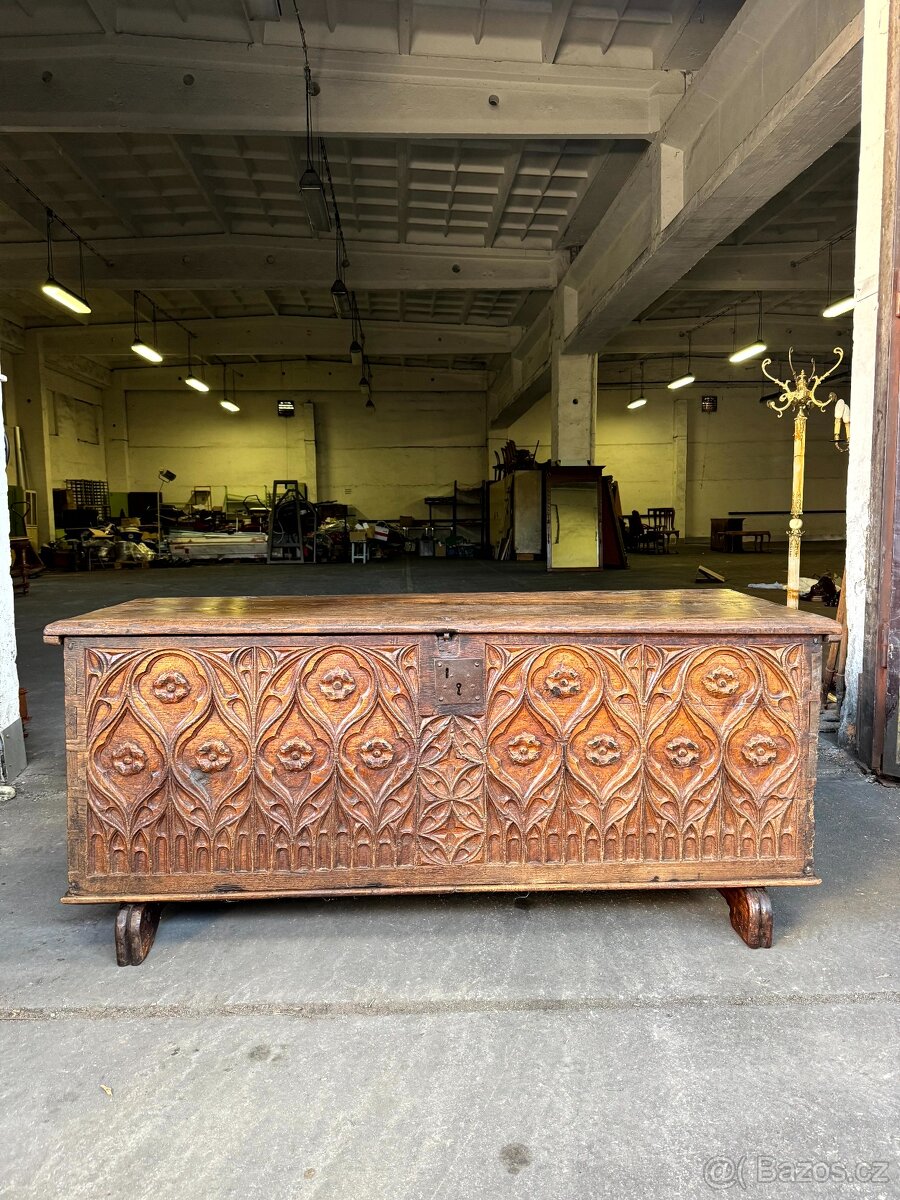 Starožitná secesní truhla (132025)