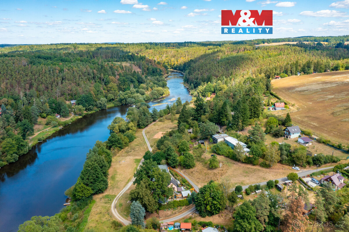 Prodej chaty, 311 m², Vojníkov