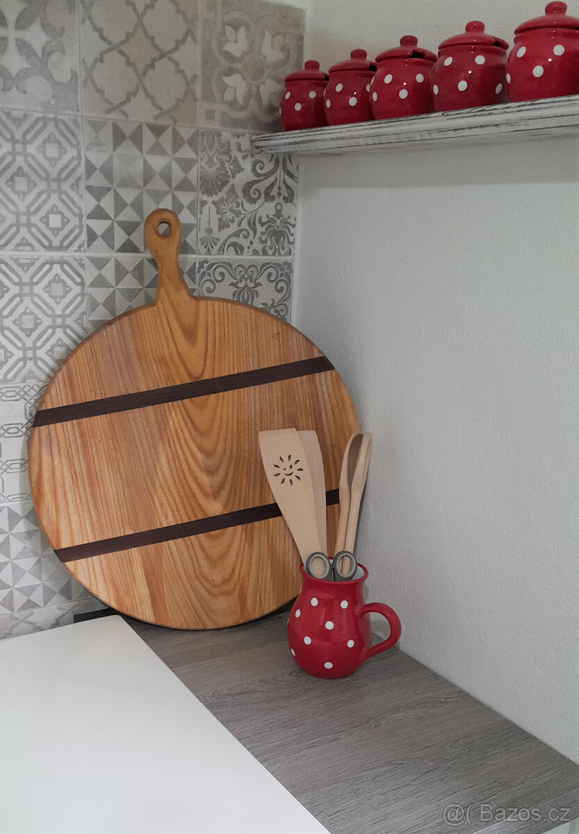 Kuchyňské prkénko 43 cm