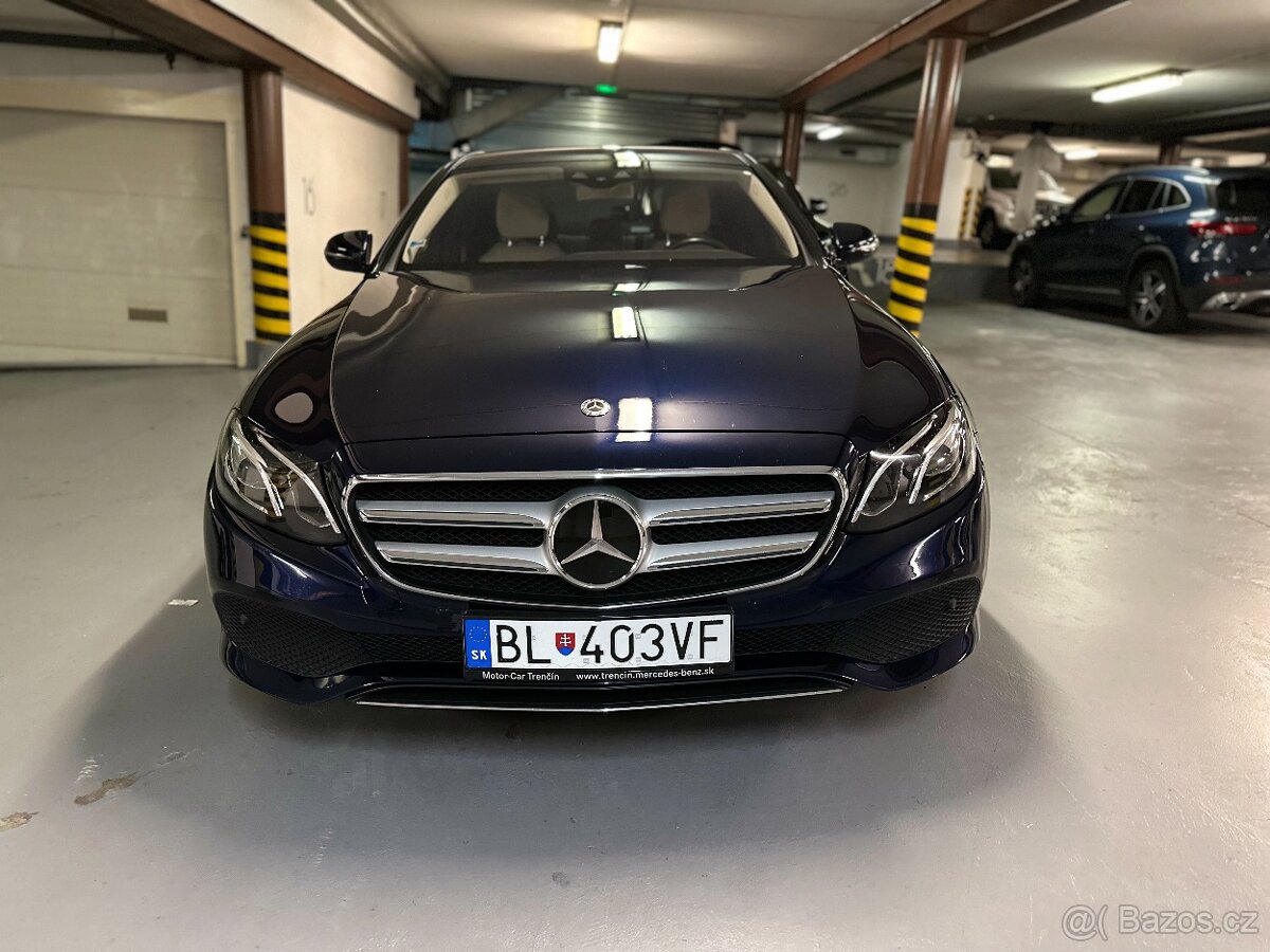 Mercedes-Benz E 220d 4MATIC – výjimečná výbava, dokonalý sta