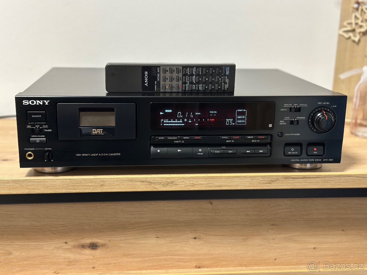 SONY DTC-690 VÝBORNÝ DAT REKORDÉR S DÁLKOU 