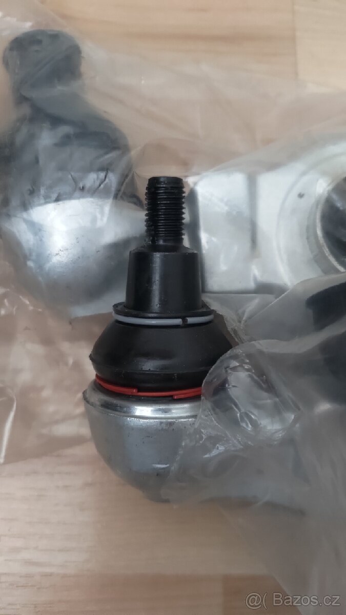 Škoda superb 1 rameno spodní DELPHINOVÉ