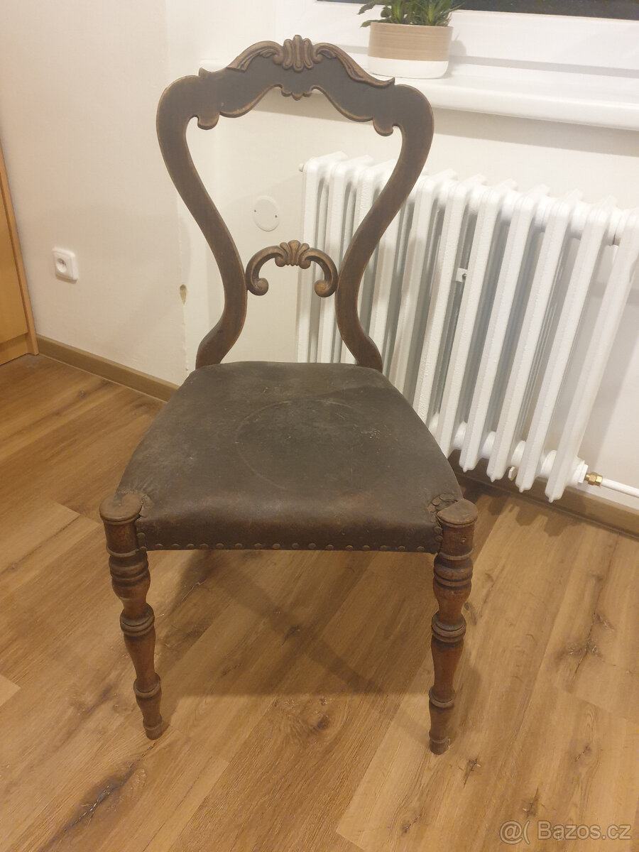 Starožitný nábytek k restaurování
