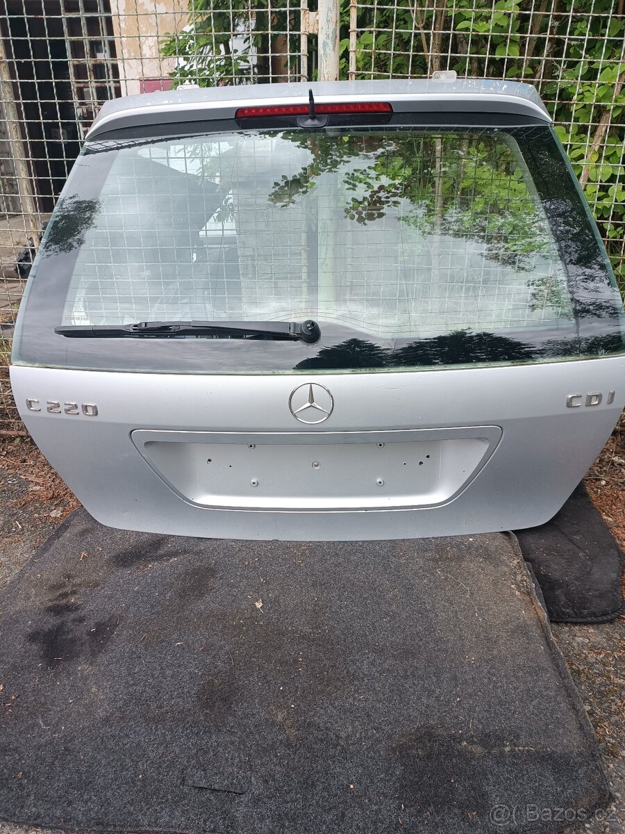 Mercedes C 203 combi - páté dveře, víko kufru