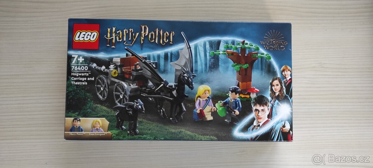 LEGO Harry Potter 76400 Bradavice: Kočár a testrálové