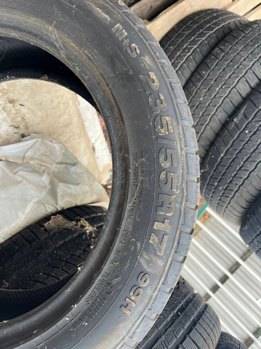 Gumy Continental M+S 235/55 R17 99H
