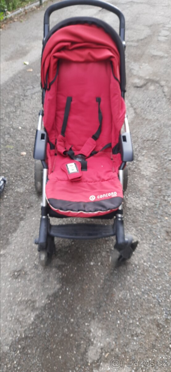 Dětský kočárek
