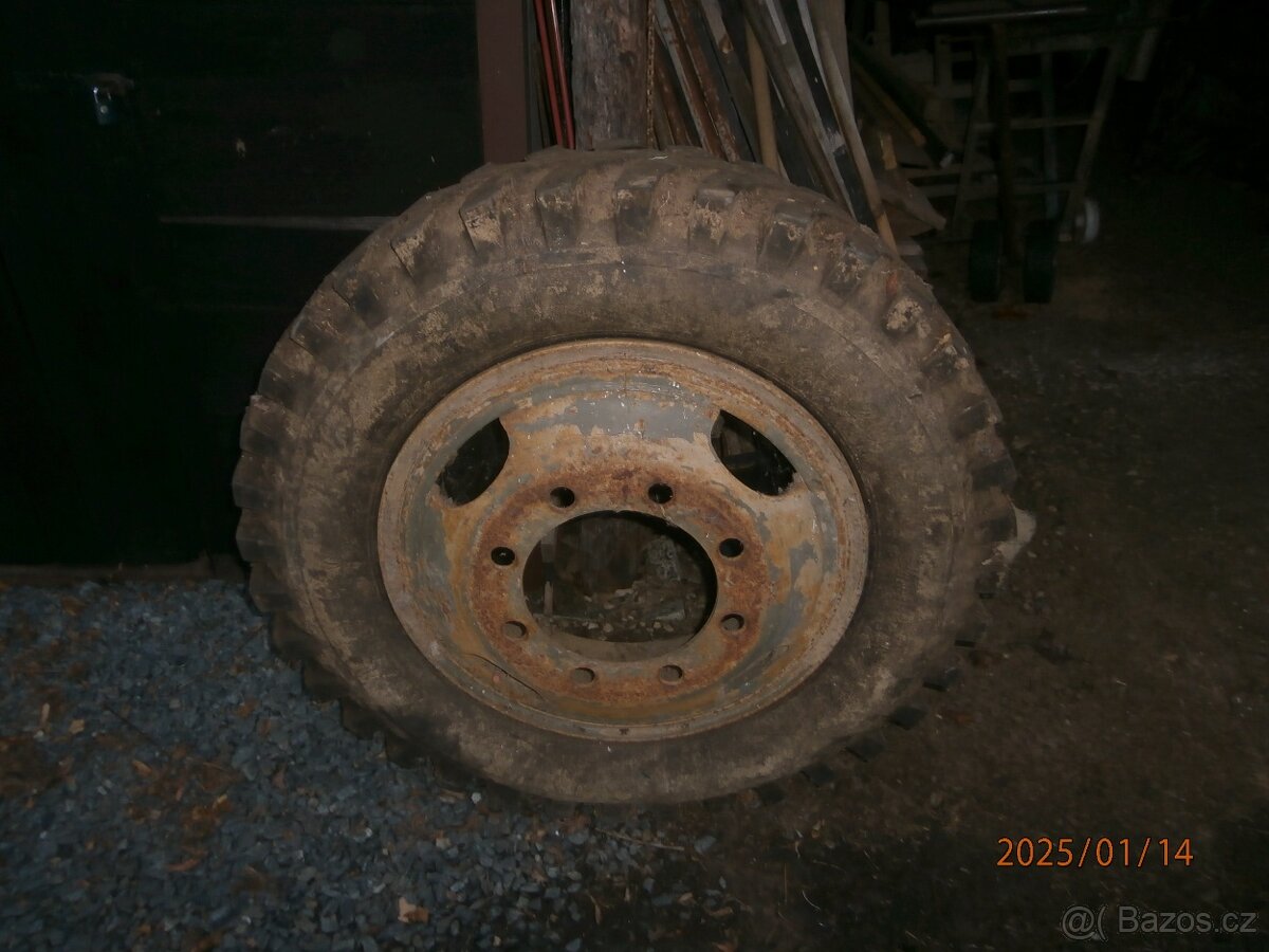 KOLO+Zadní kryt kola Suzuki 2.O TD