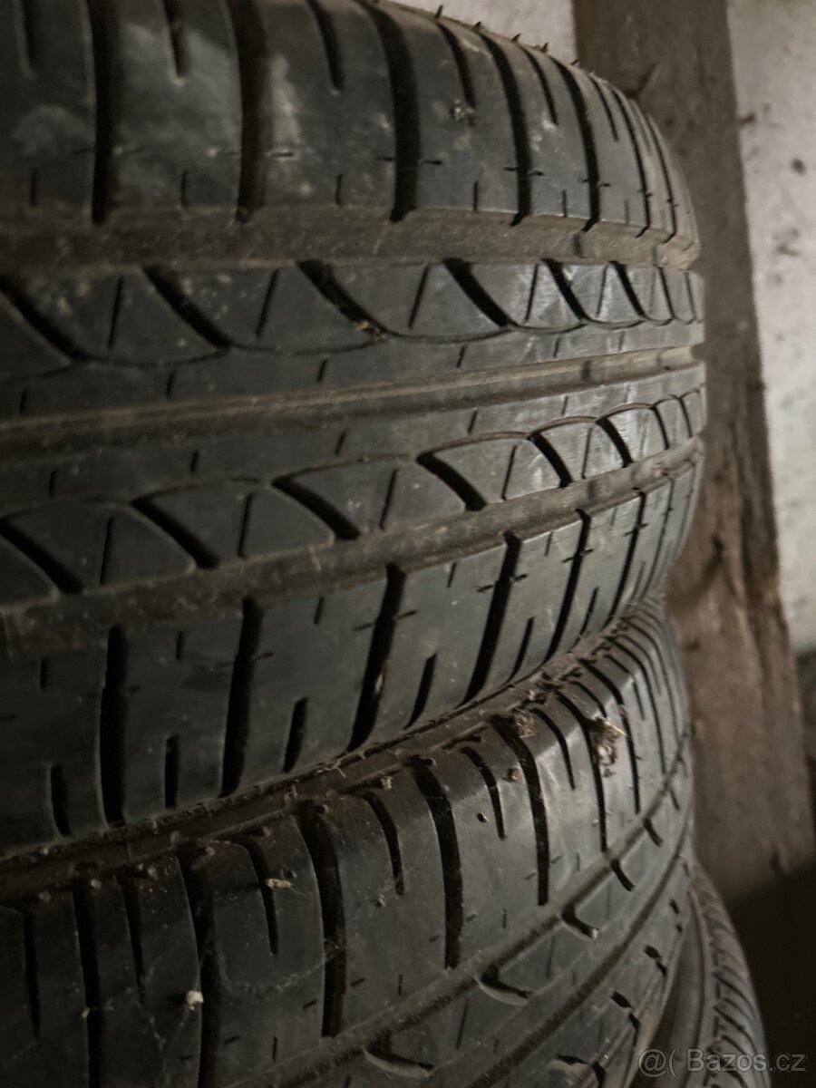 Letni pneu 165/65R15 5mm