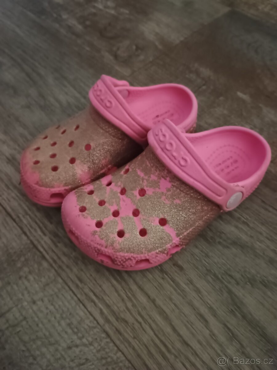 Dívčí Crocs vel 25 / 26