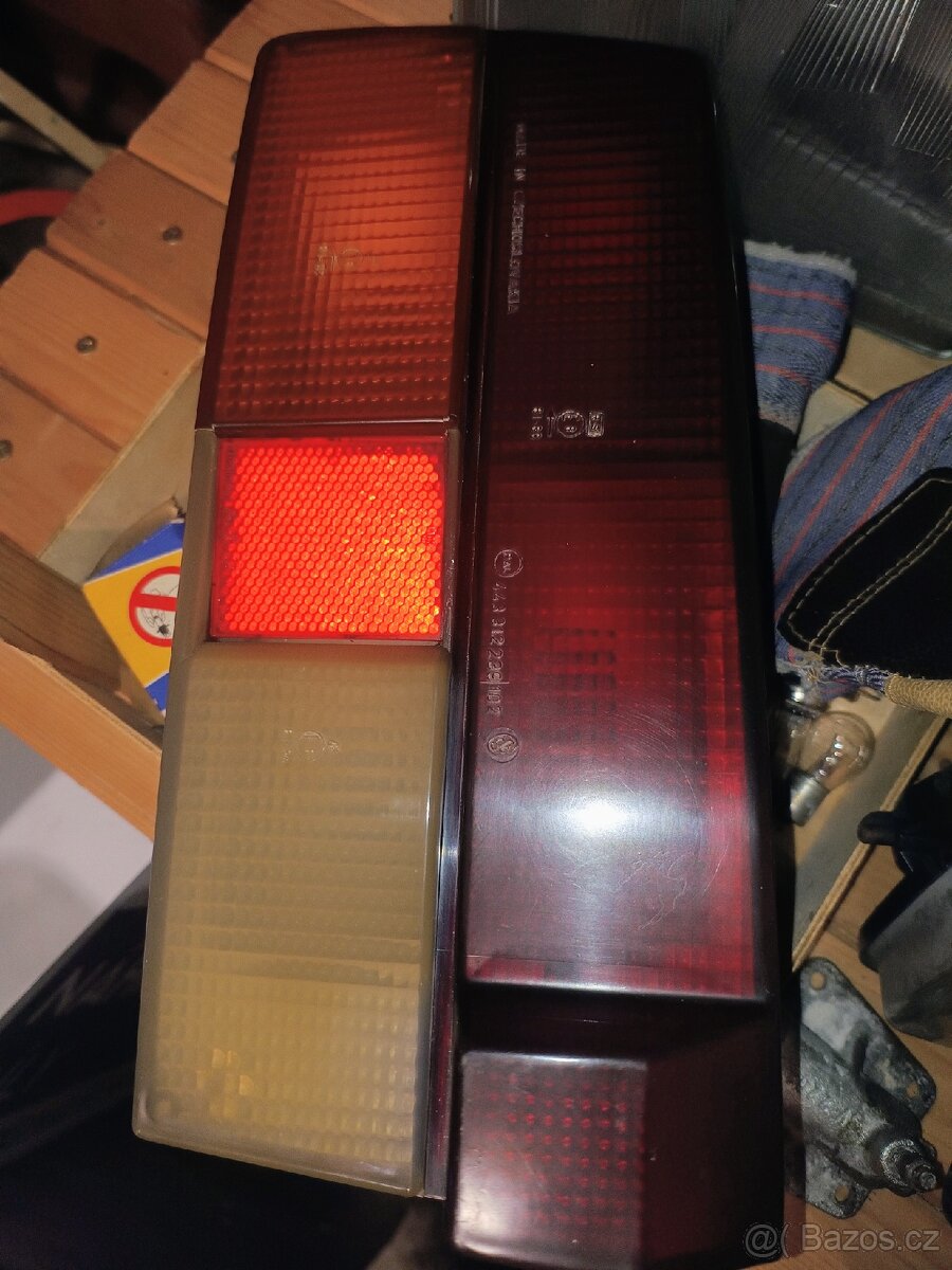 Zadní světla Škoda 105/120/130