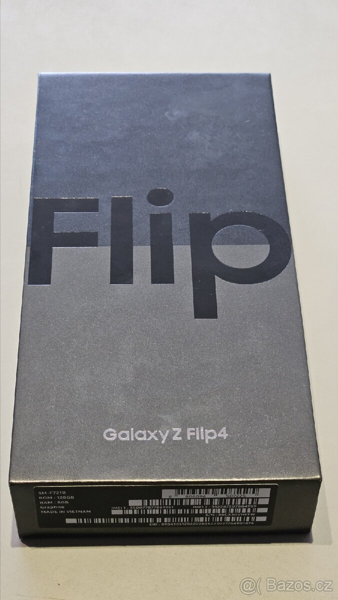 Samsung Galaxy Z Flip4 SM-F722B Graphite