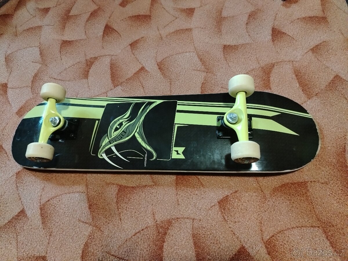 skateboard