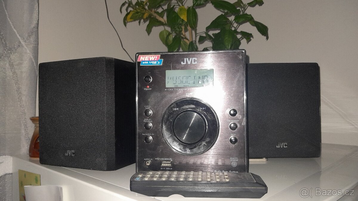 Radio +cd..vstup na sluchátka