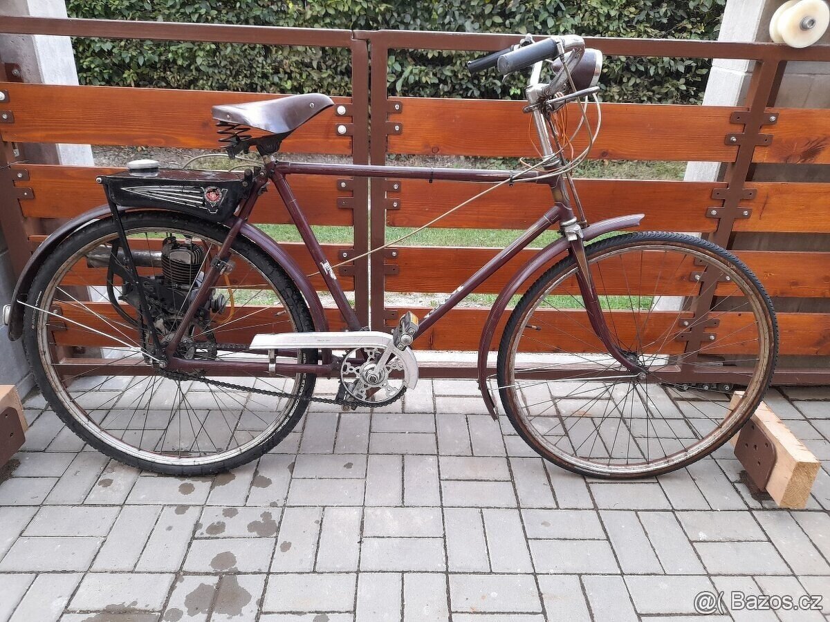 Jagdrad kolo s motorem Victoria