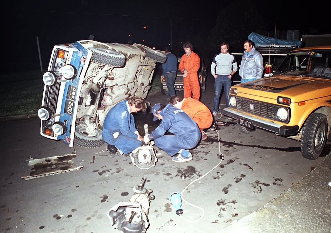 Poptávám přivýdělek jako automechanik, pneuservis apod.