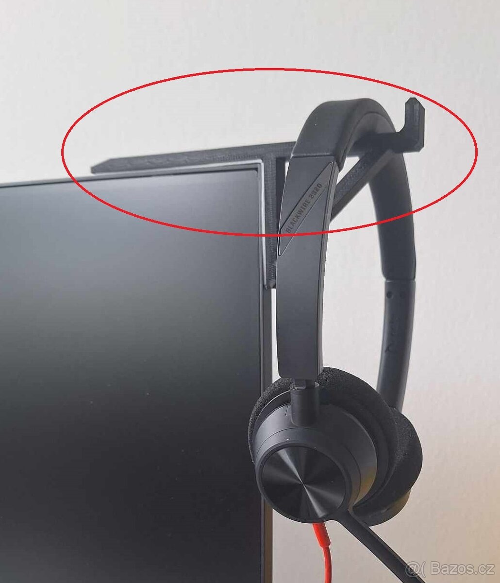 Stojan/držák na sluchátka k PC