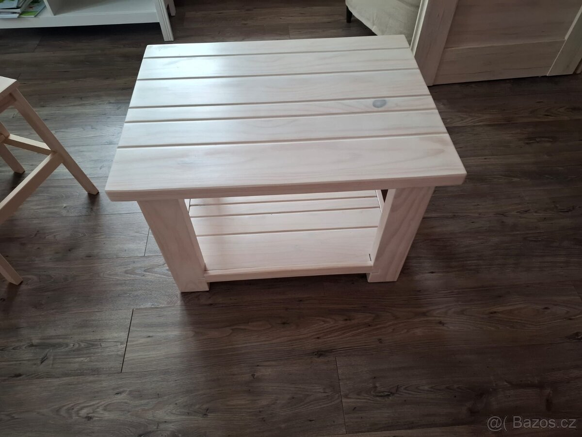 Konferecní stolek