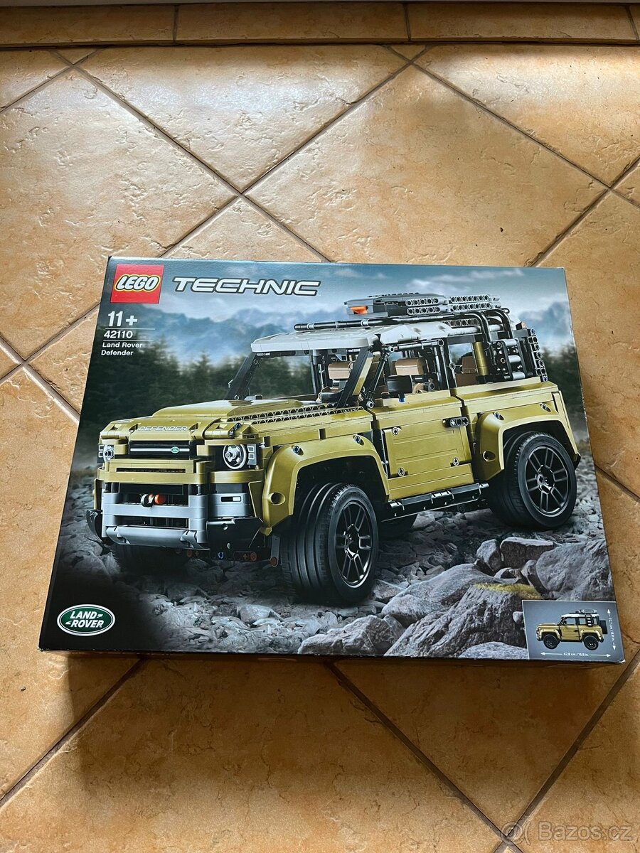Lego Land Rover Defender 42110