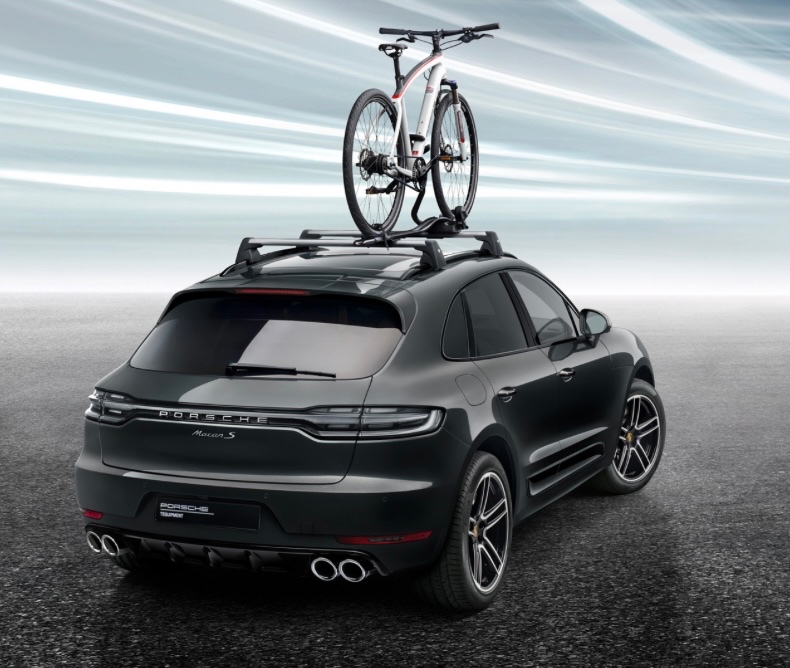 Porsche Macan stresni nosic na kola a lyziny