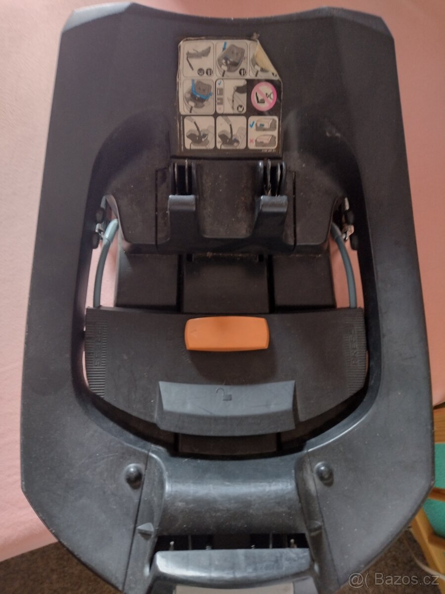 Základna Isofix Aton base 2 fix + sedačka Cybex Atom 3s