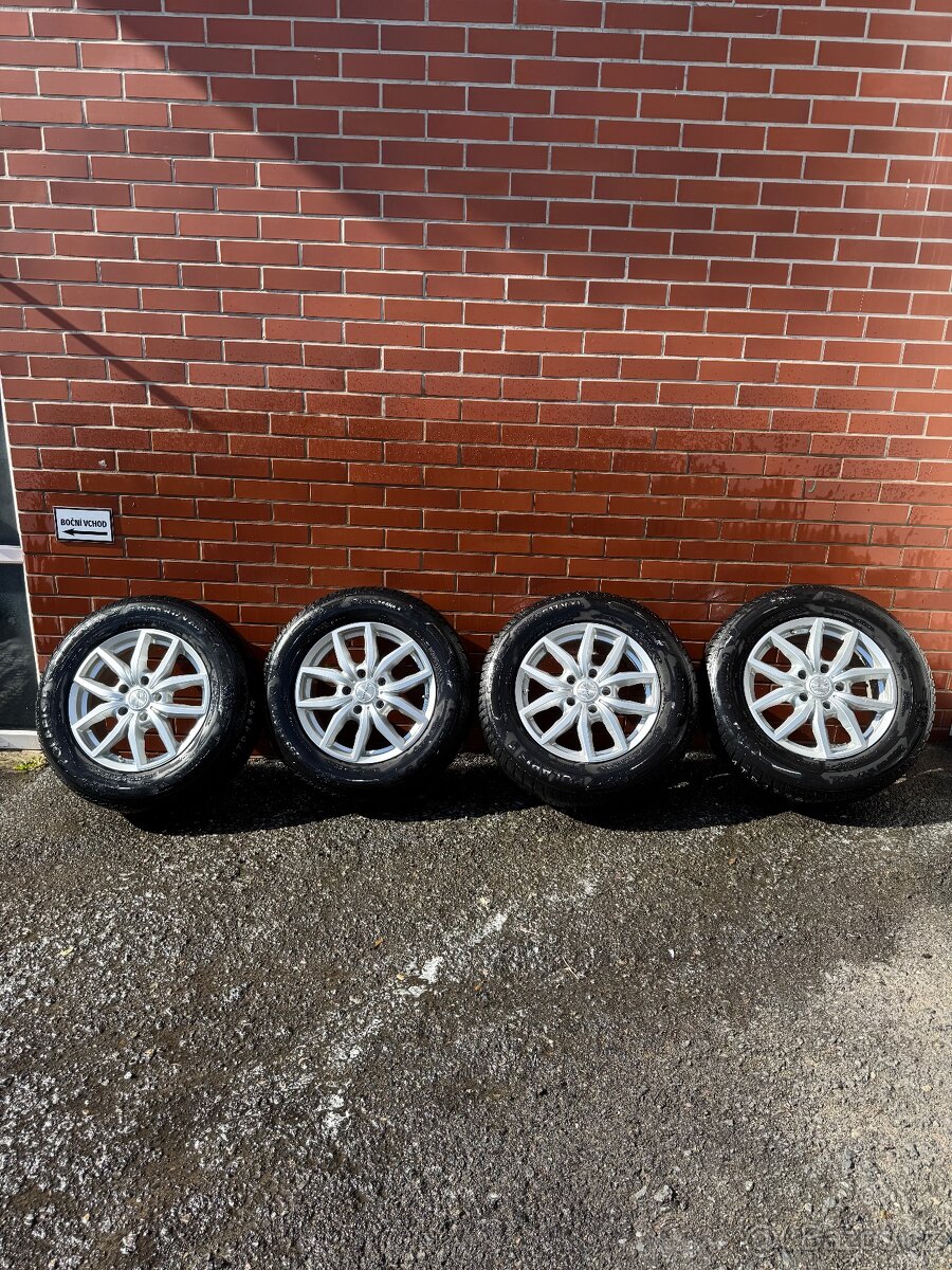 Komplety kol R17 Jeep