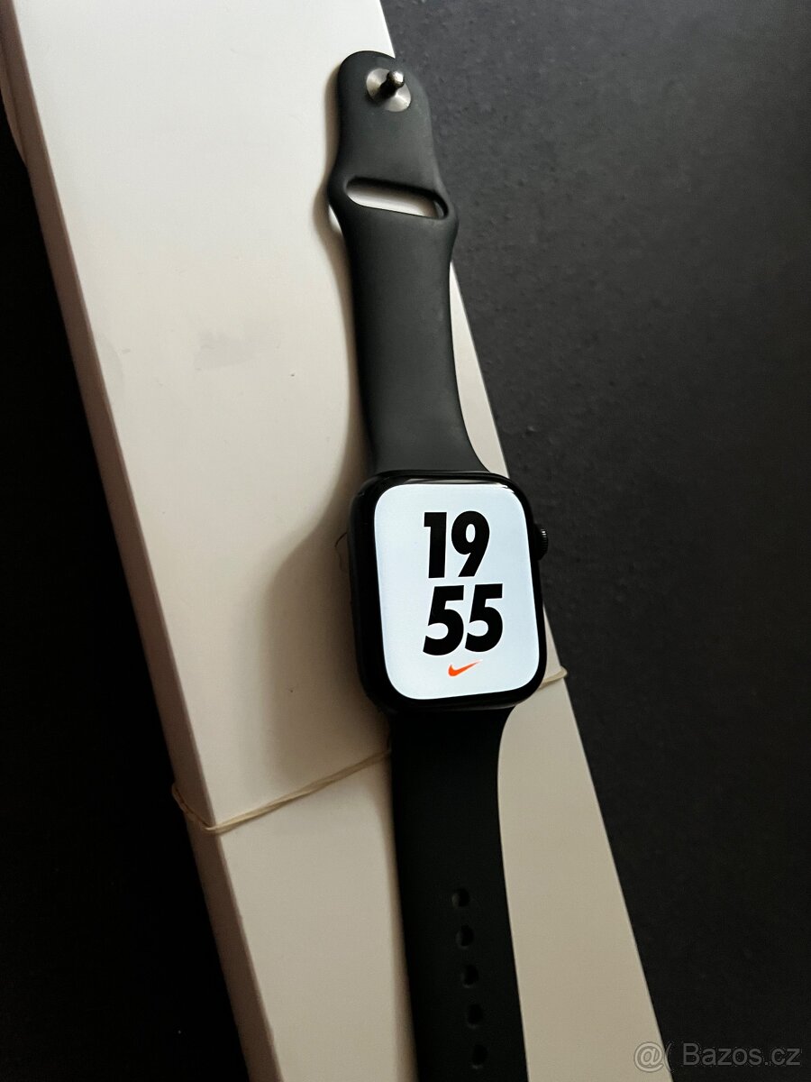 Apple Watch 8 45 mm