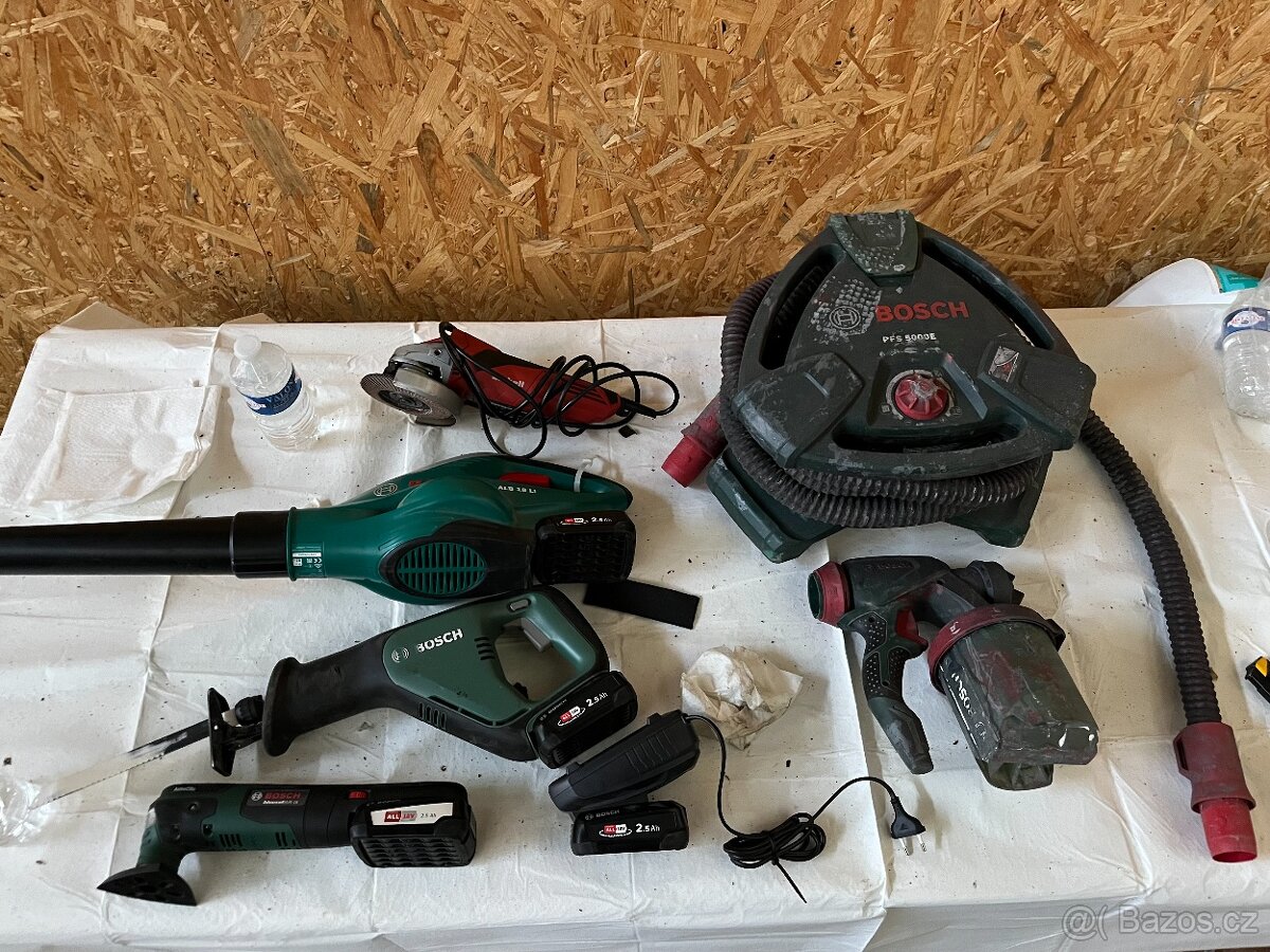 🛠️ Na prodej: Sada Bosch aku nářadí + příslušenství 🛠️