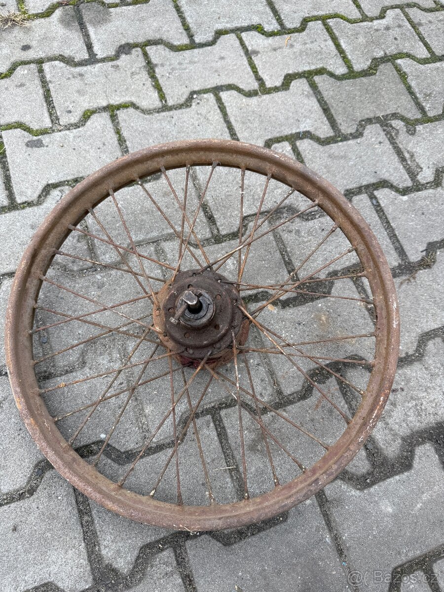 Jawa 175 Villiers - zadní kolo