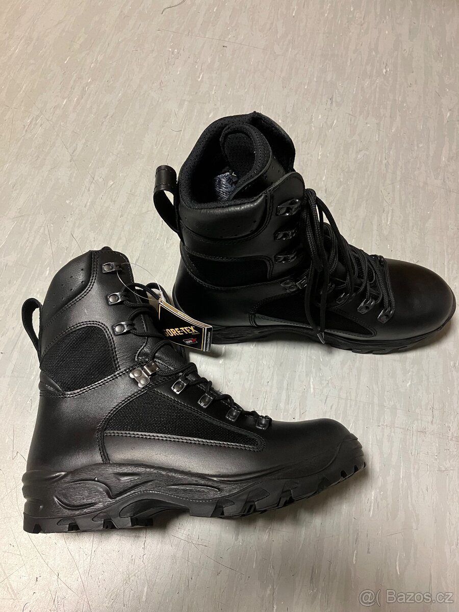 Boty polní lehké 2011 “Kanady”