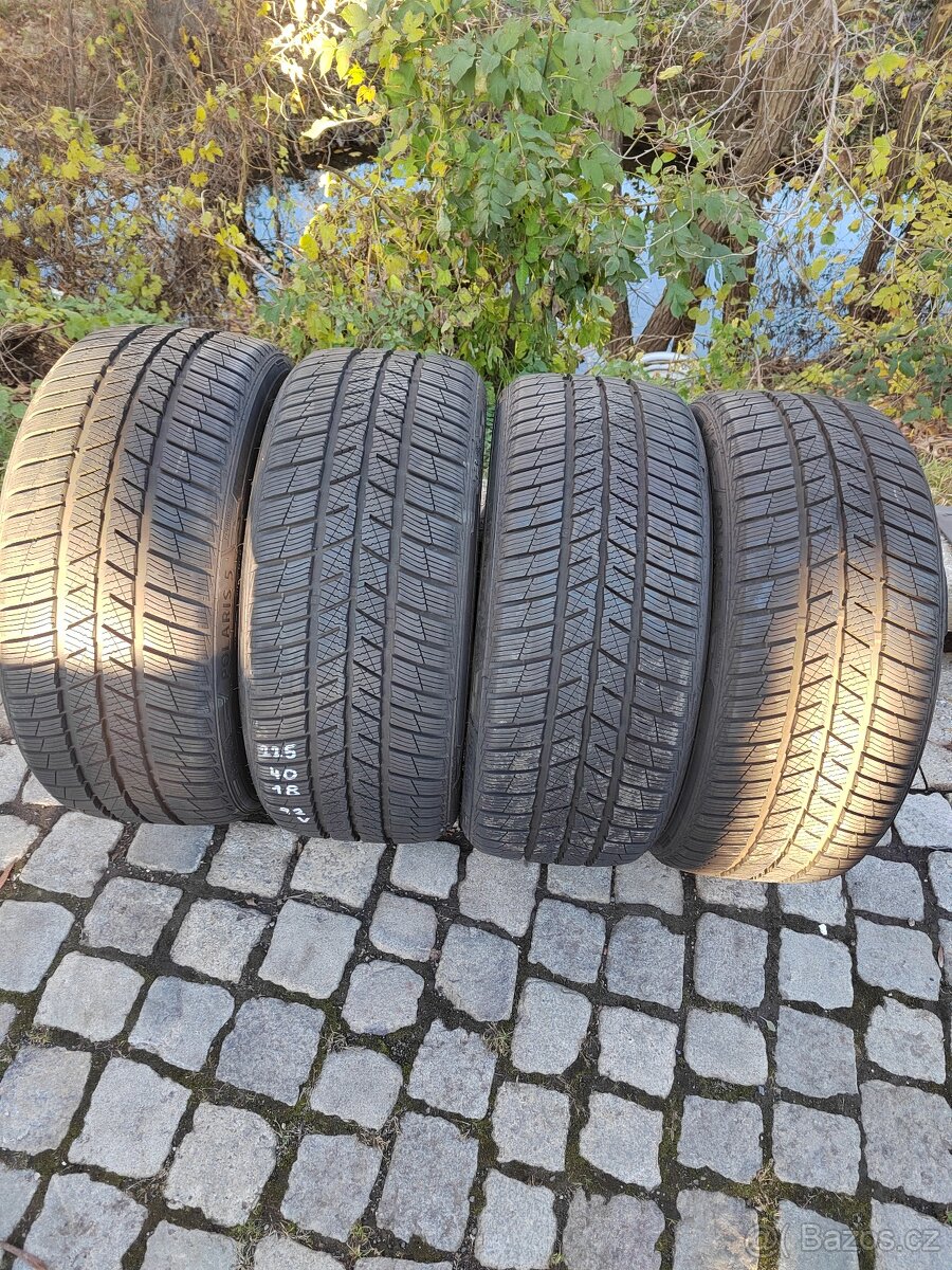 Prodám zánovní zimní pneu 225/40/18 Barum polaris 5 V XL