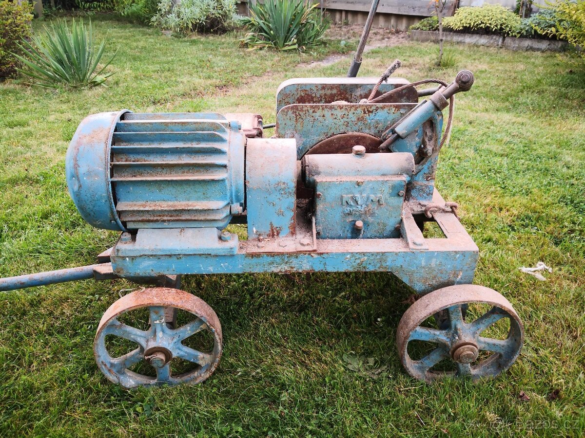 retro stavební vrátek