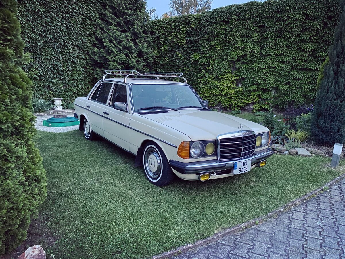 Mercedes Benz W123 240D