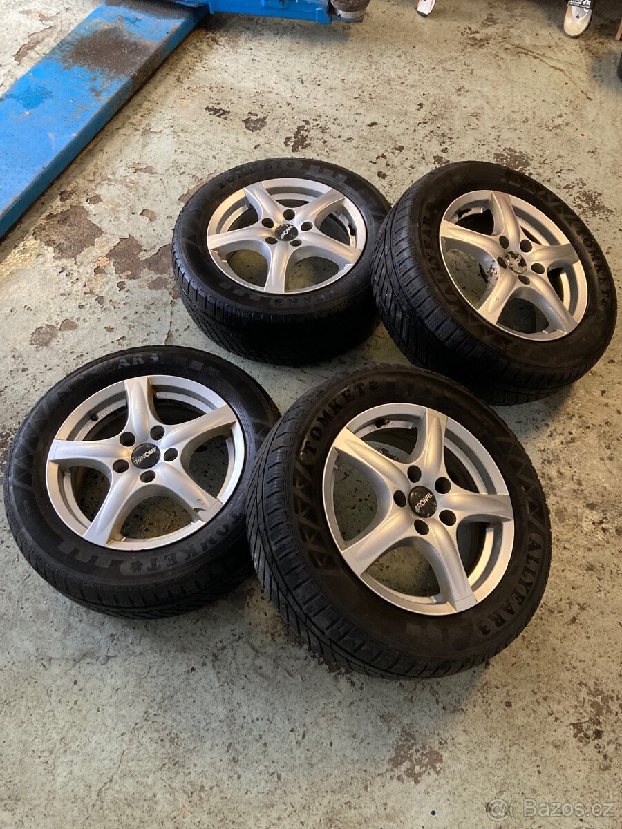 Litá kola RONAL 6.5J x 16H2 ET 45 + celoroční pneu Tomket