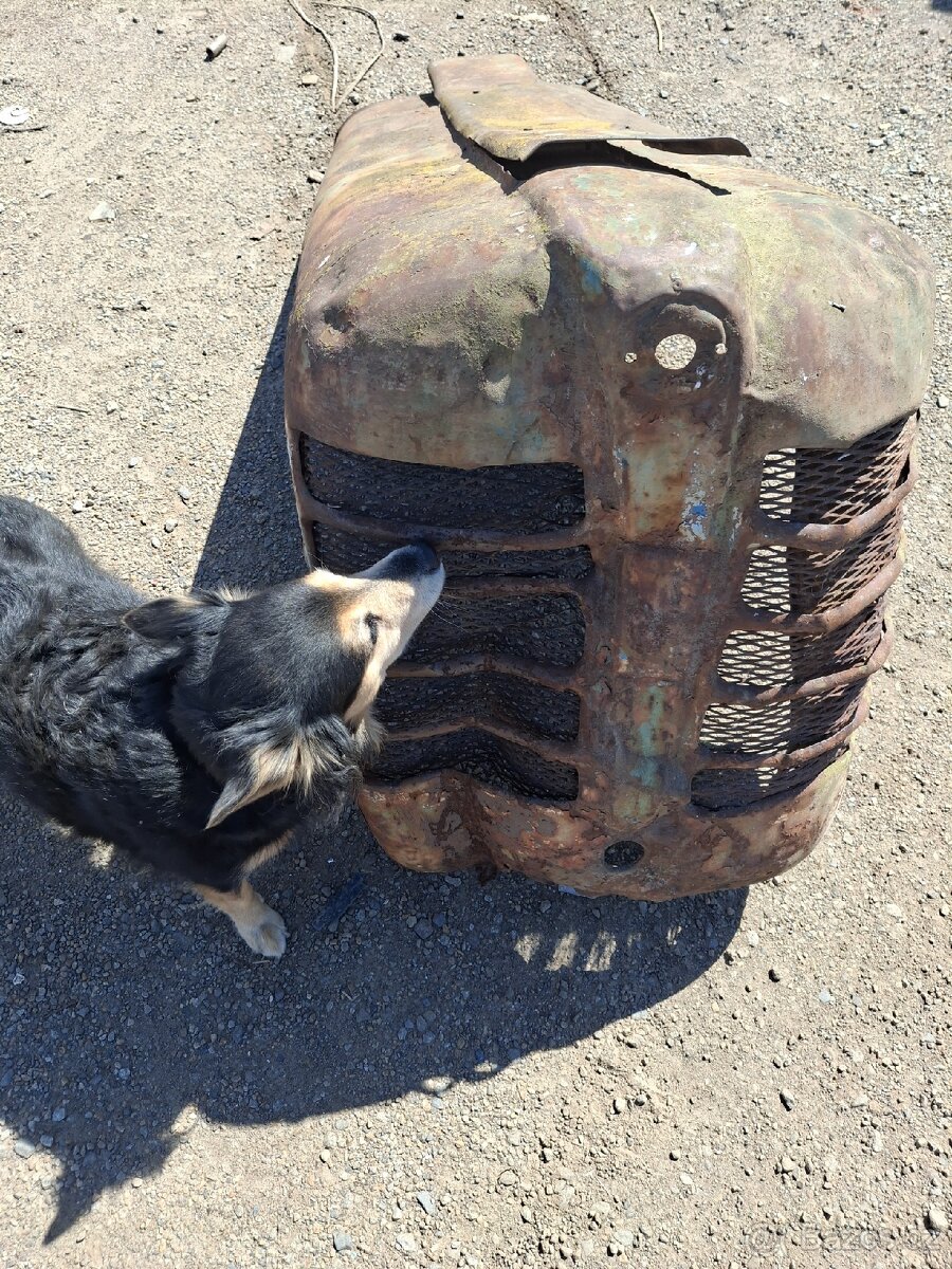 Zetor 3011, originál maska,