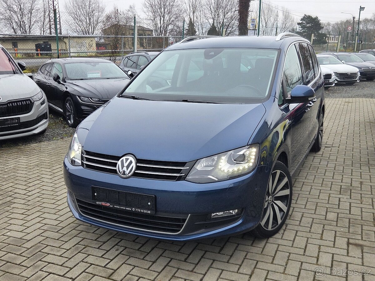 VW Sharan TDi DSG XENON NAVI VYHŘ.SEDAČKY TAŽNÉ