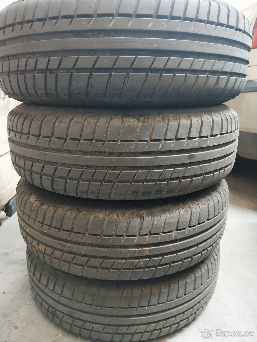 Letní 185/65 r15 citroen,peugeot
