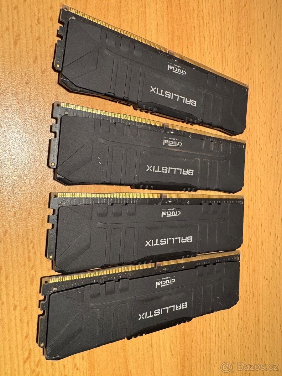 Crucial DDR4 32GB